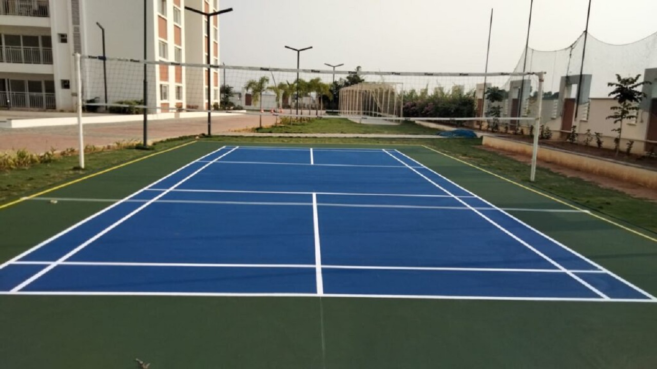 Exploring the Impact Absorption Benefits of Synthetic Tennis Flooring